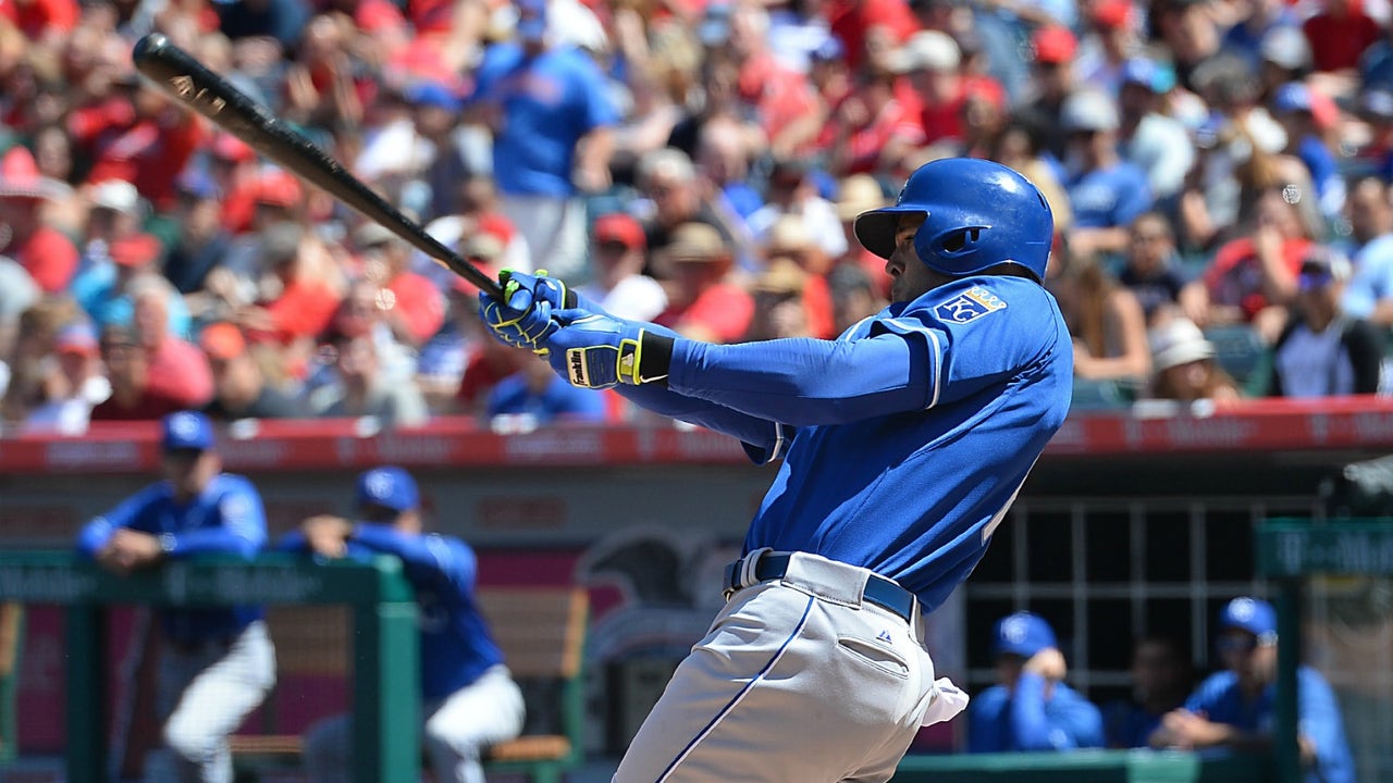 Rios held out of Sunday's lineup; Dyson to start in right field